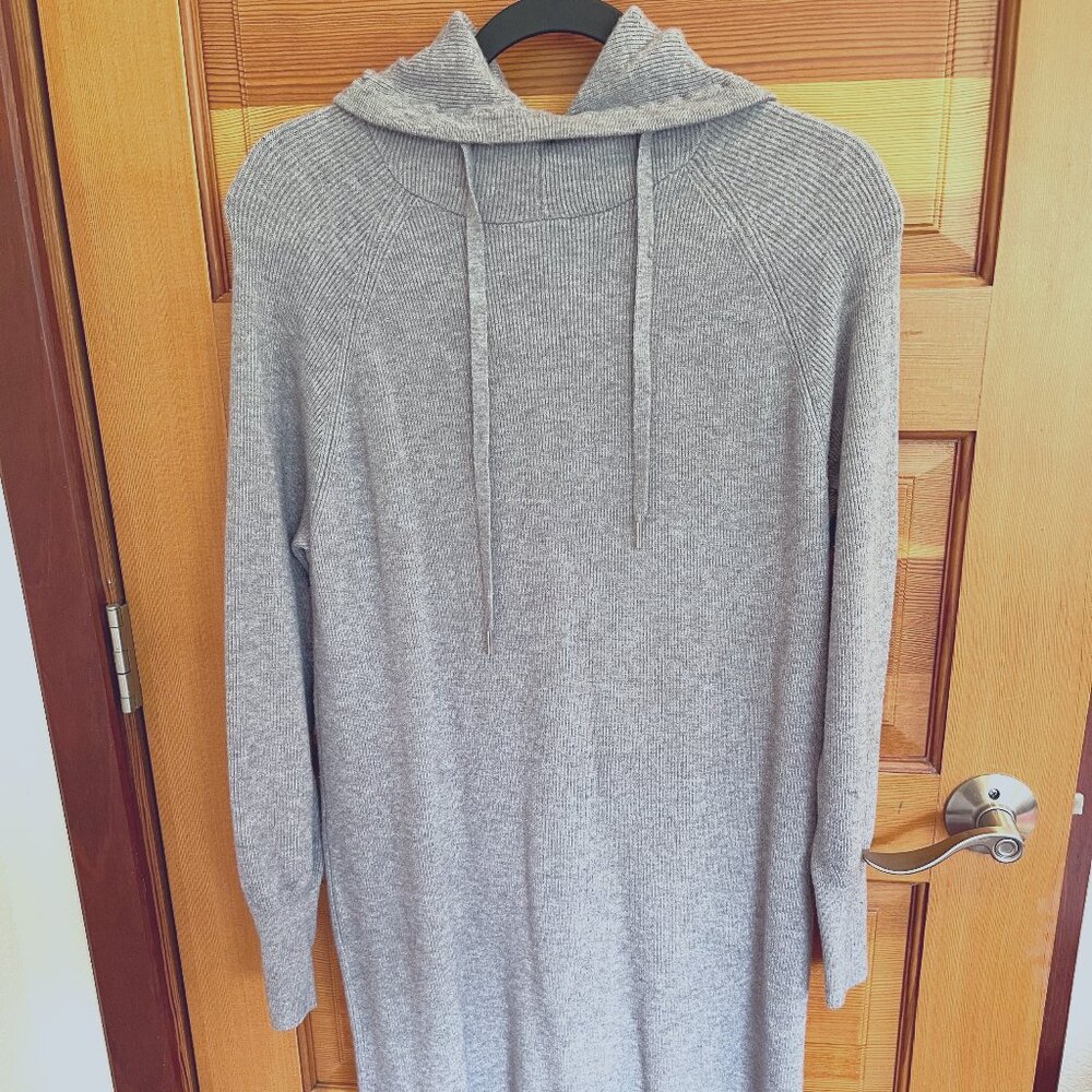 CLOSET CLOSEOUT SALE - Cynthia Rowley Gray Hooded Sweater Dress - Retails $348